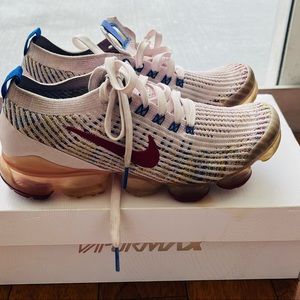 WMNS AIR VAPORMAX FLYKNIT 3 'LIGHT VIOLET NOBLE RED